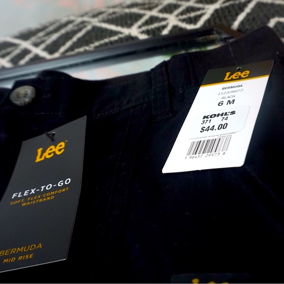 SOLD ALREADY!!LEE BLACK BERMUDA NEW - Picture 8 of 10